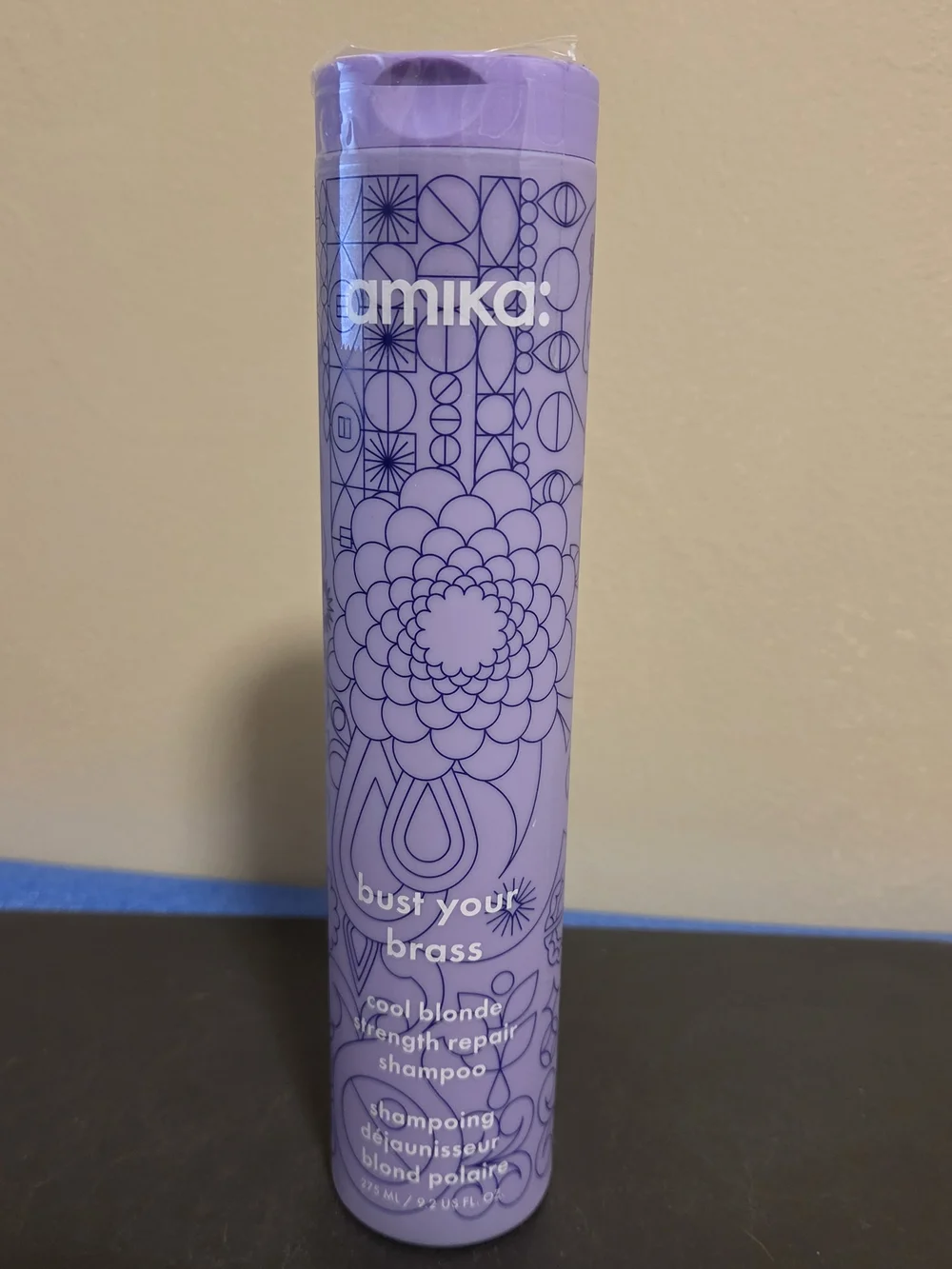 amika Bust Your Brass Cool Blonde Shampoo - Lavender
